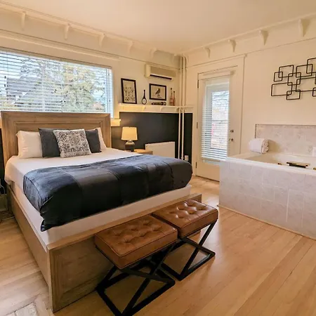 Veranda Suite W Jacuzzi Sauna